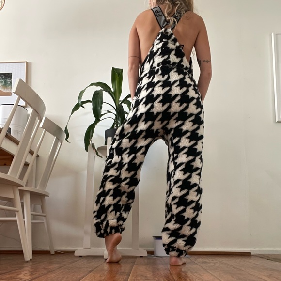 NEW FREE PEOPLE ONESIE NEW - Picture 3 of 3